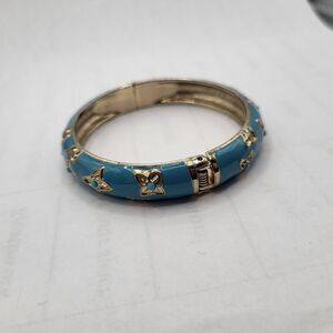 Vintage 60s Gold Tone Blue Teal Narrow Hinged Bangle Bracelet